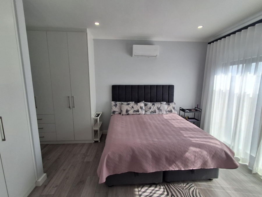 4 Bedroom Property for Sale in Sandown Western Cape